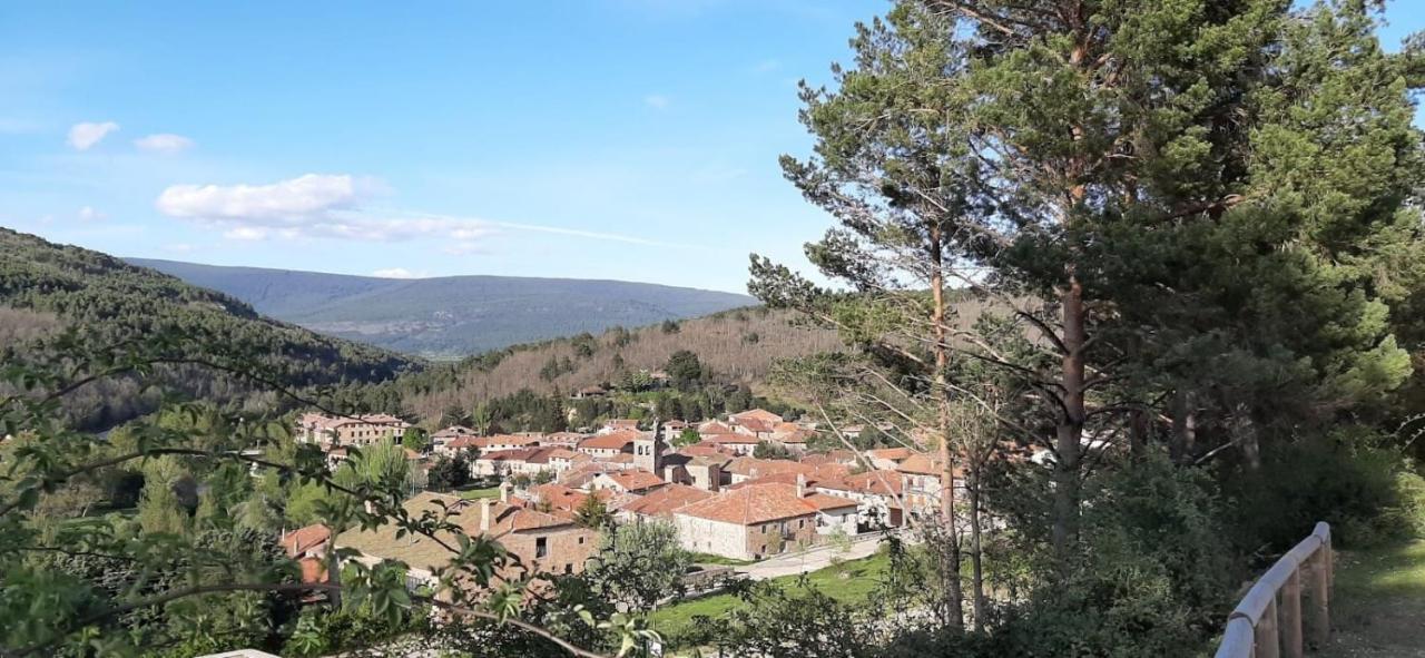 Hostal Rio Duero Molinos de Duero Bagian luar foto